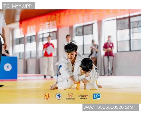 柔道技艺与精神的融合探索：从传统到现代的演变与创新分析